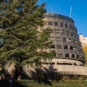 El TC mantiene la suspensión del artículo de la Ley de Costas valenciana que protege núcleos de "especial valor etnológico"