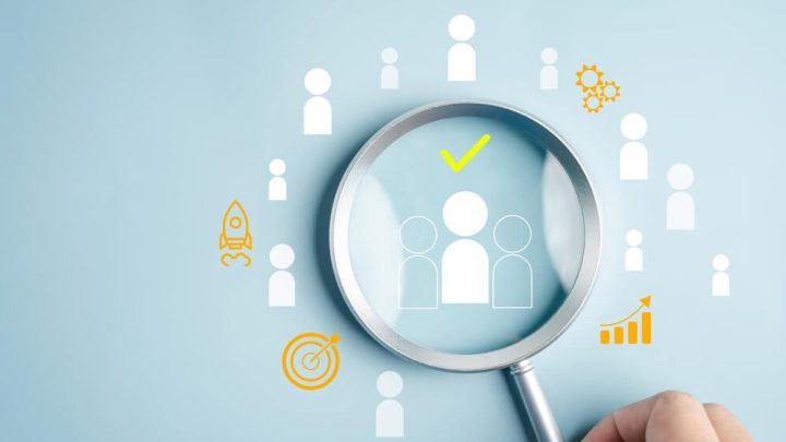 Banco Santander, Fundación Universia e IE University lanzan un programa de liderazgo para profesionales con discapacidad