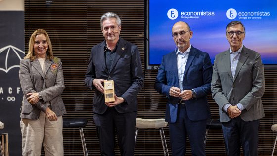 El Valencia CF se convierte en el primer club que obtiene el Sello de LALIGA y el Consejo General de Economistas de Reporting en Sostenibilidad