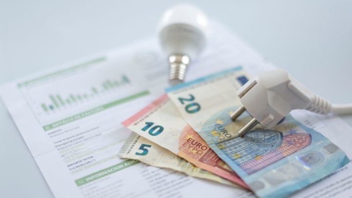 Los impuestos ambientales alcanzaron los 26.830 millones de euros en 2024, según el INE