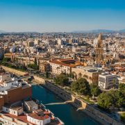 Valencia, Murcia o Gijón, entre las ciudades sin Zonas de Bajas Emisiones (ZBE)