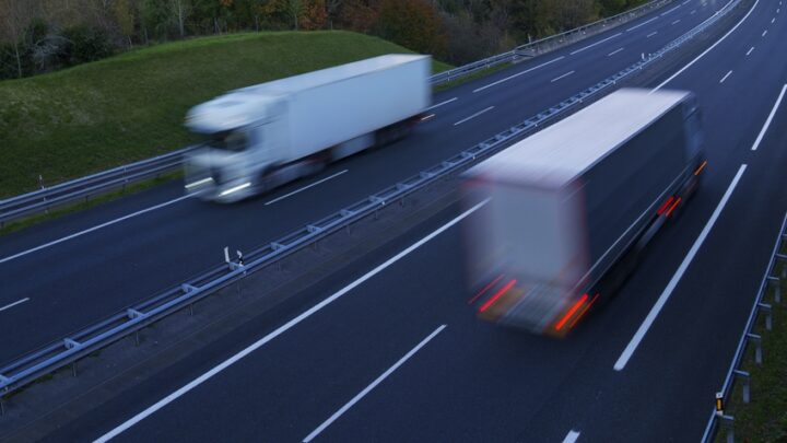 La UE relaja los requisitos de emisiones a camiones y autobuses en 2030