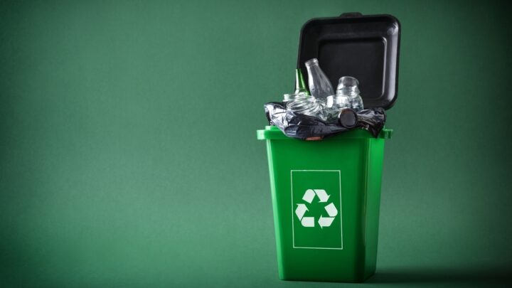 Murcia aplica por primera vez la IA para mejorar la recogida selectiva de vidrio