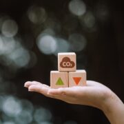Unicaja registra su huella de carbono de 2025 y obtiene el sello 'Calculo + Reduzco'
